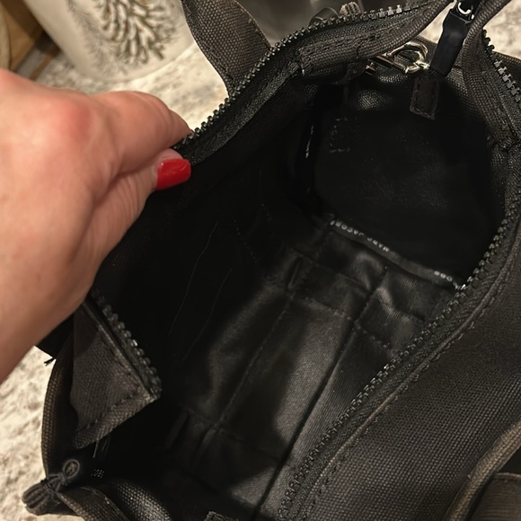 Marc Jacob's tote bag/ crossbody purse - Picture 7 of 9